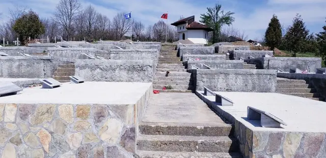 Varrezat e dëshmoreve dhe martirëve - Celinë — foto 2